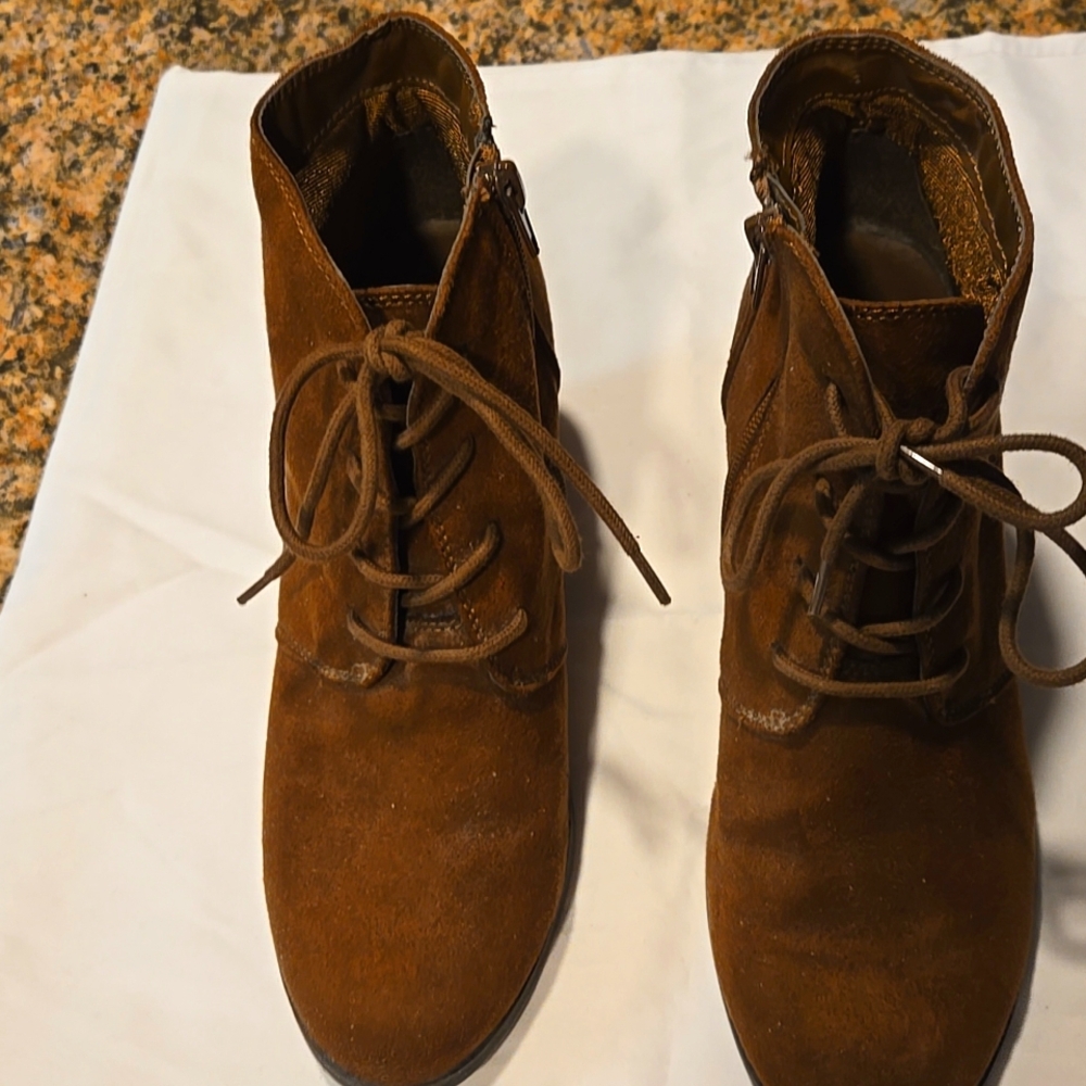 Women's brown suede ankle boots